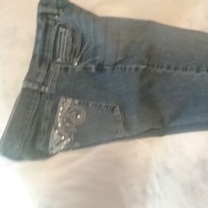 Crop leg embellished jean